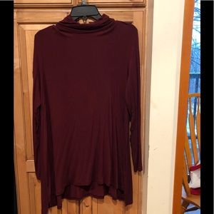 1 day only sale! 
❤️ Long Flowing Turtleneck 🌺